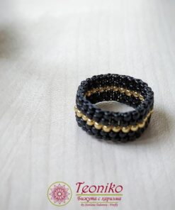 Ръчно изработен пръстен в черно и златно