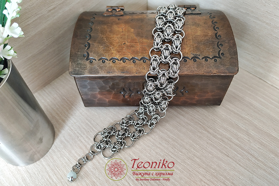 Ръчно изработена гривна от стомана Божествена - Teoniko - Бижута с харизма