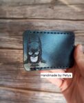 Калъф от естествена кожа с лика на Батман за новата лична карта